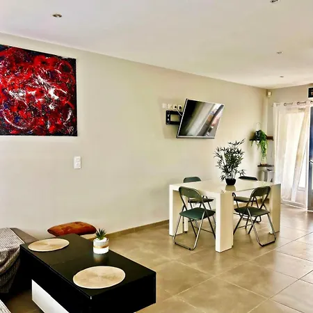 Jolie Maison 2 Faces, 2 Chambres, Jardin Amenage *