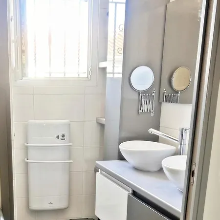 Jolie Maison 2 Faces, 2 Chambres, Jardin Amenage * Perpignan